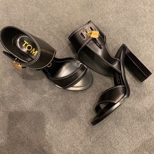 Brand new TOM FORD SS19